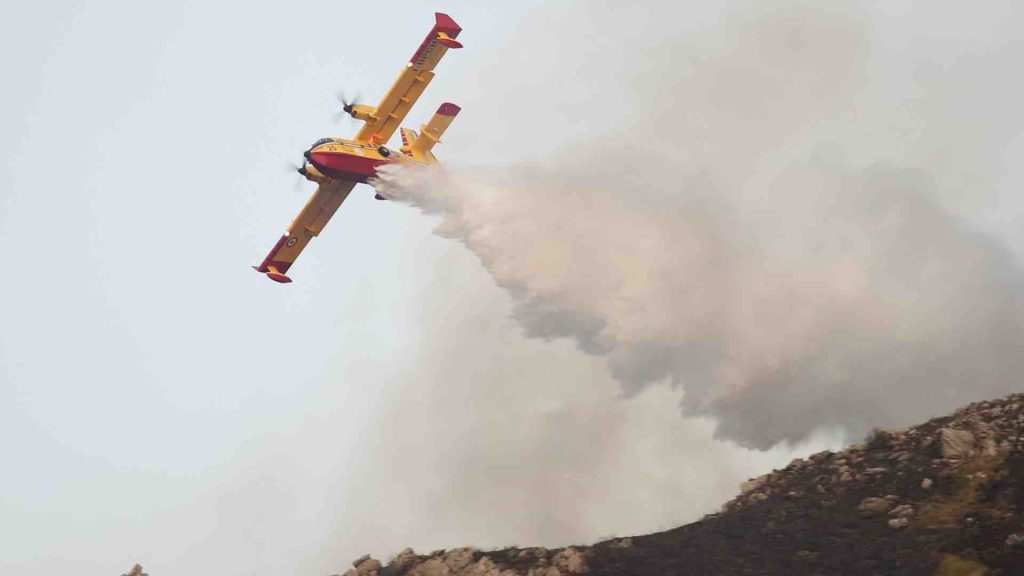 Canadair Incendio