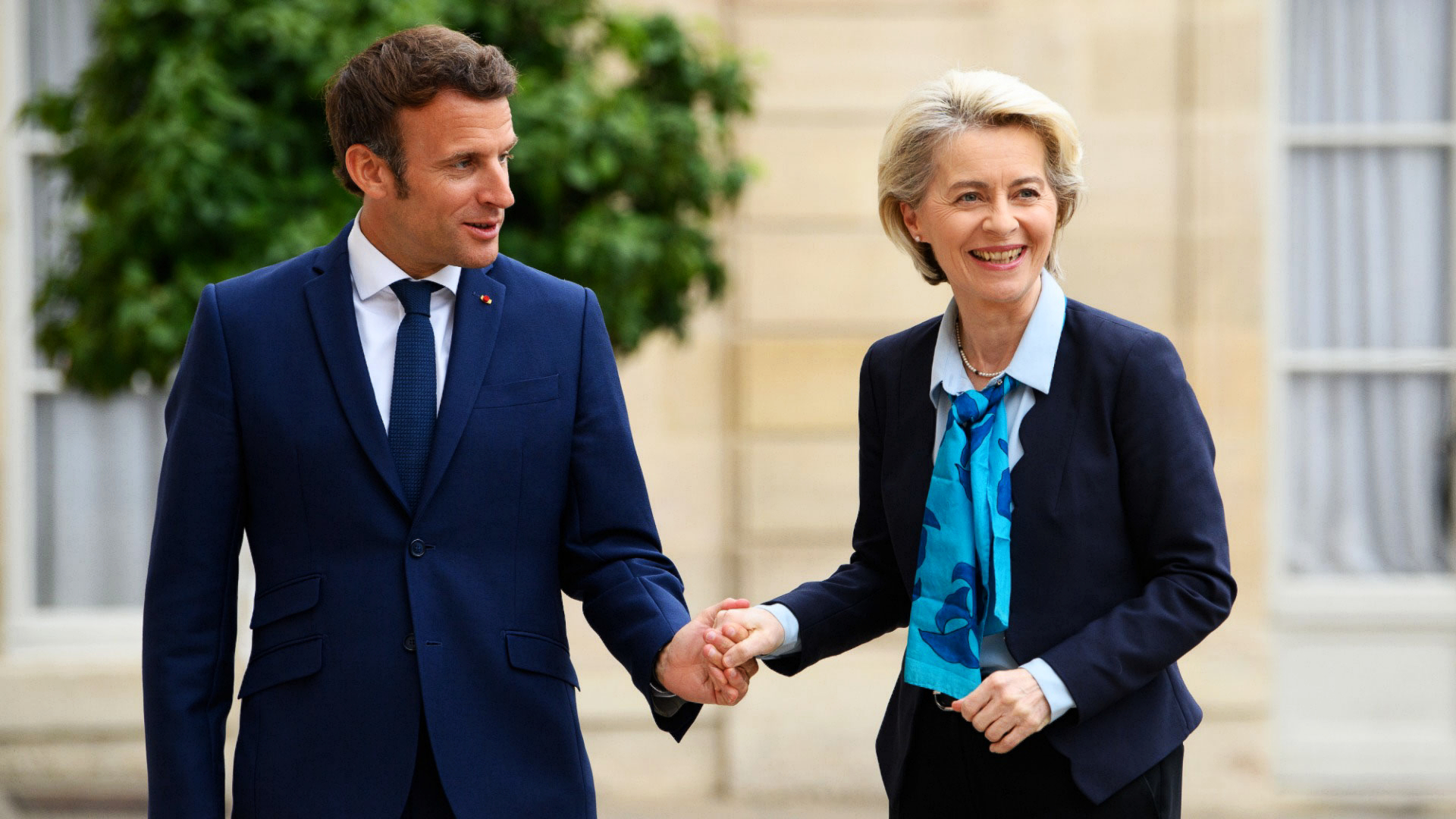 EMMANUEL MACRON E URSULA VON DER LEYEN IN VISITA A PECHINO IL DIFFORME