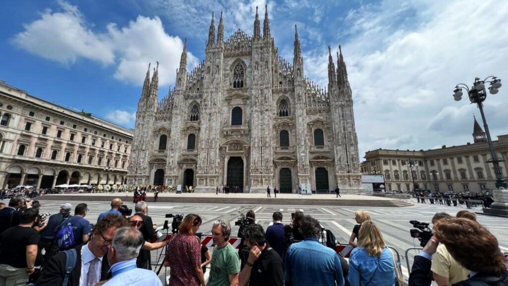 Funerali Berlusconi Duomo