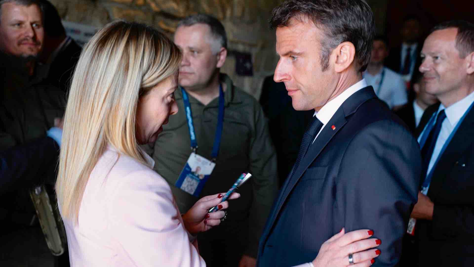 il difforme meloni macron