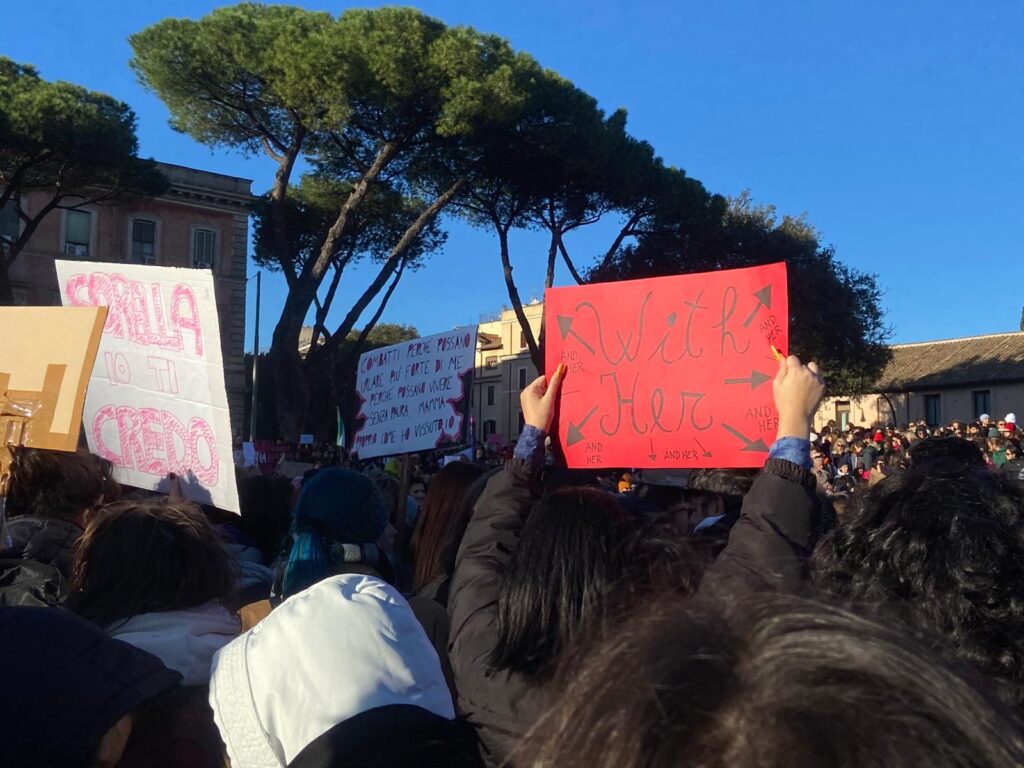 Violenza sulle donne, al corteo di Roma oltre 500mila persone VIDEO - Il  Difforme