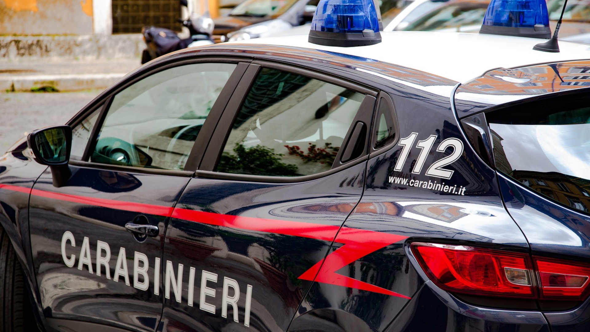 Salerno, aggressione e spari in strada: 35enne muore dissanguato