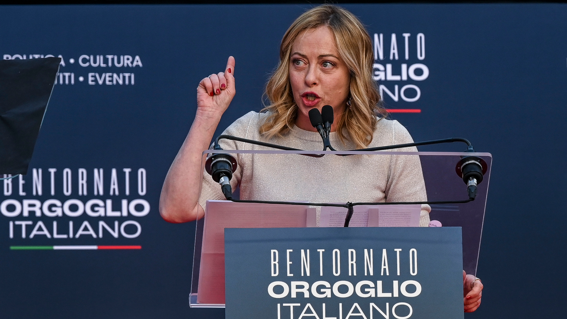 Atreju: Abascal Elogia Il Governo Italiano, Mentre Meloni Tuona Contro ...