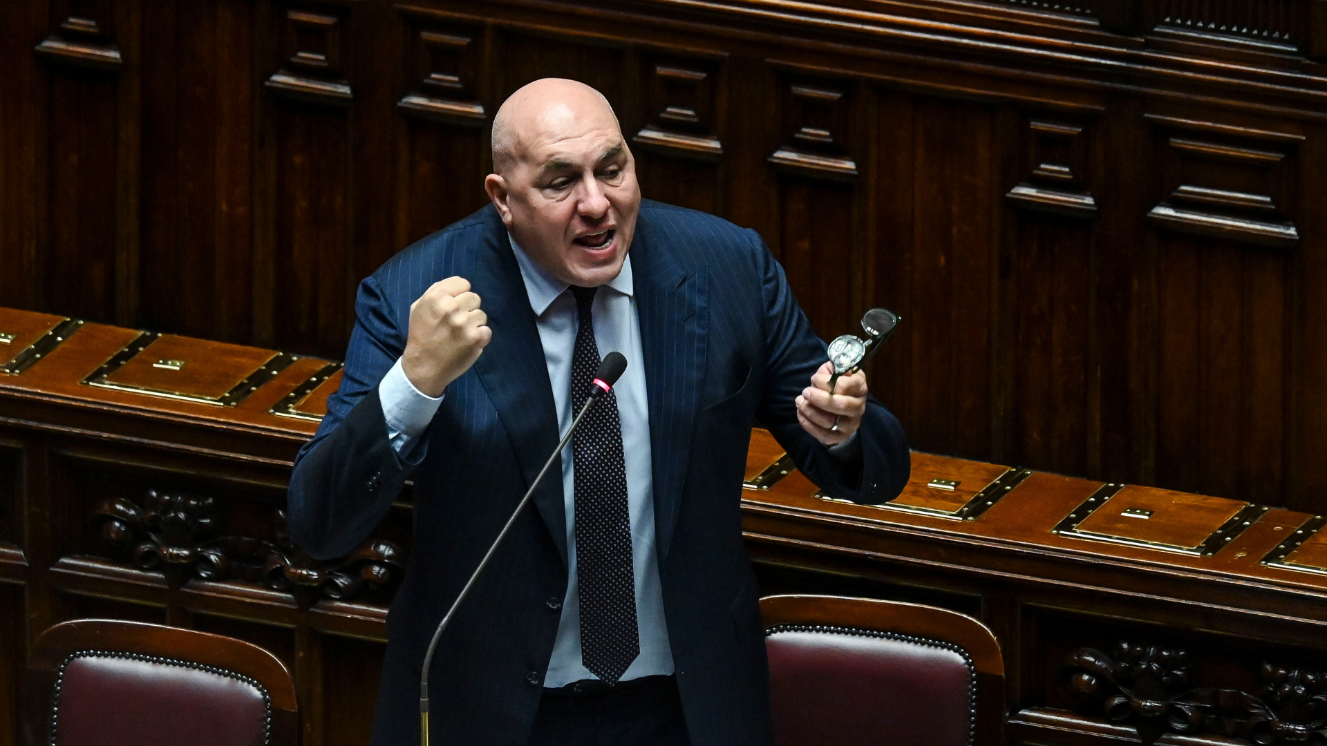 Nato, Crosetto contesta la scelta di Stoltenberg: “Un affronto all’Italia”