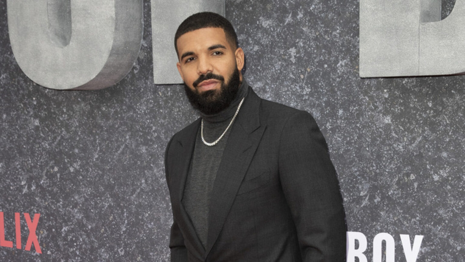 Drake vittima del deepfake: condiviso in rete video hard del rapper - Il  Difforme