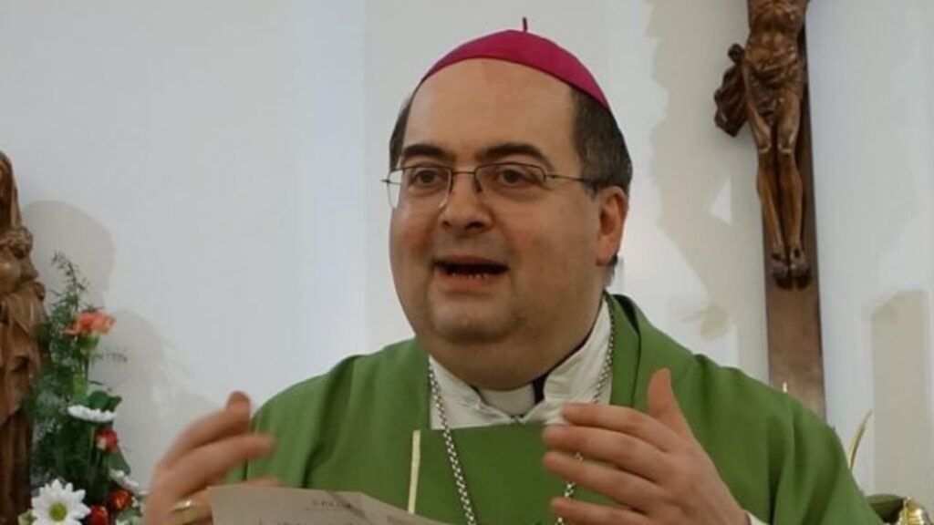 Arcivescovo Giacomo Morandi