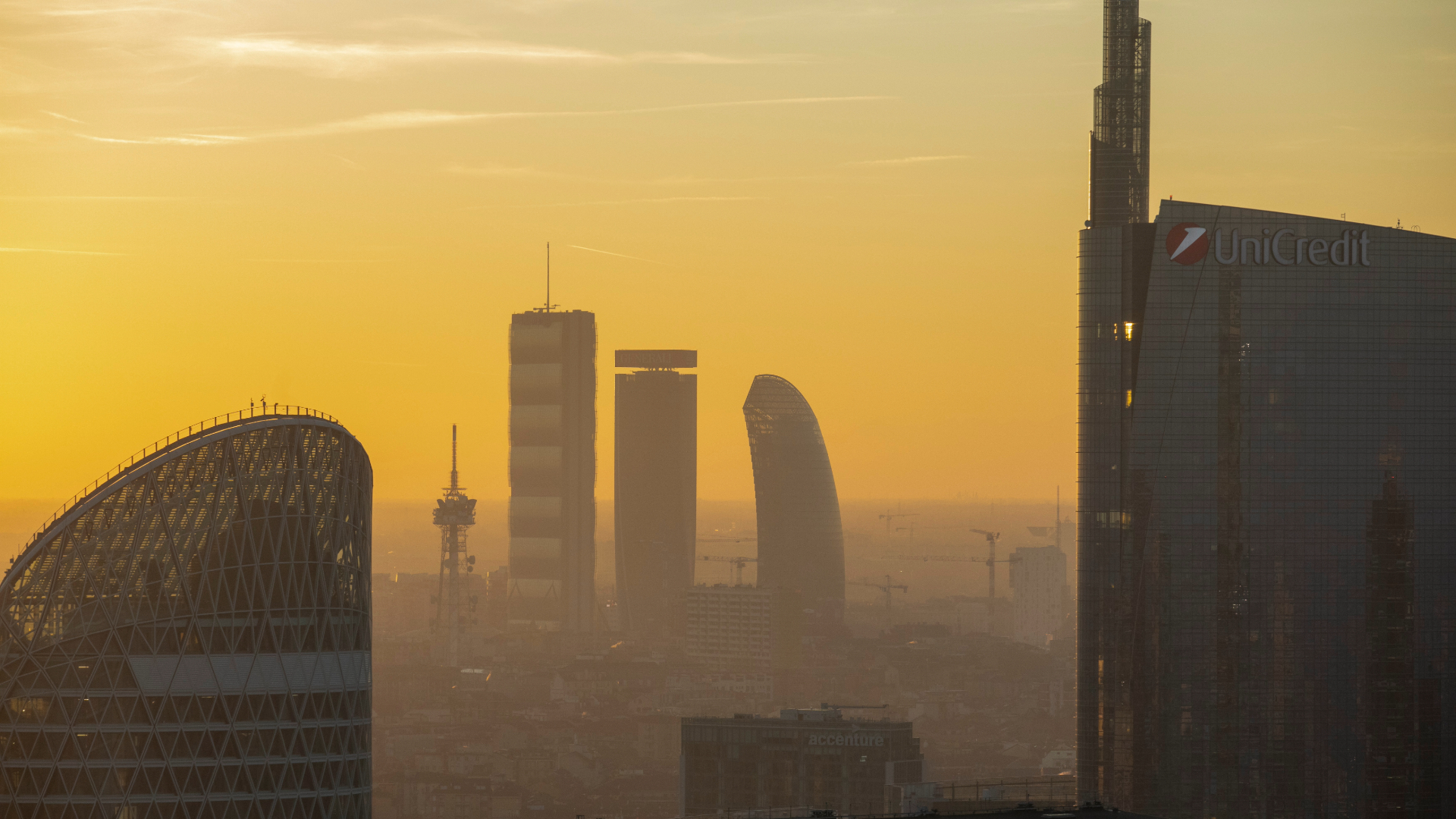 Smog Record In Lombardia, In Arrivo Divieti A Milano E Altre 8 Province ...