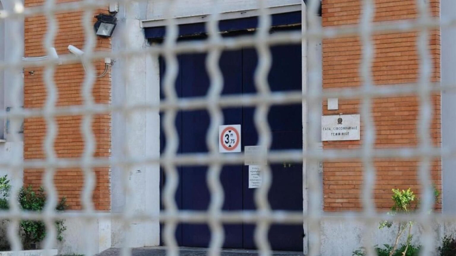 Torino, indagati due medici per la morte di una detenuta