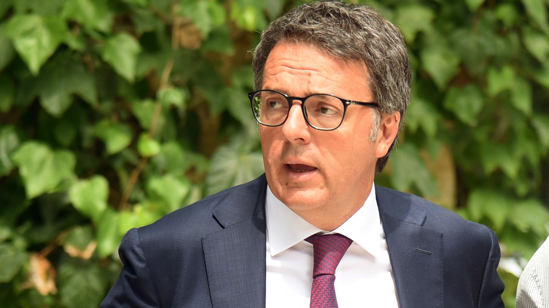Renzi resta in Italia e sogna il Terzo Polo: l’ennesimo nuovo progetto dopo la sconfitta