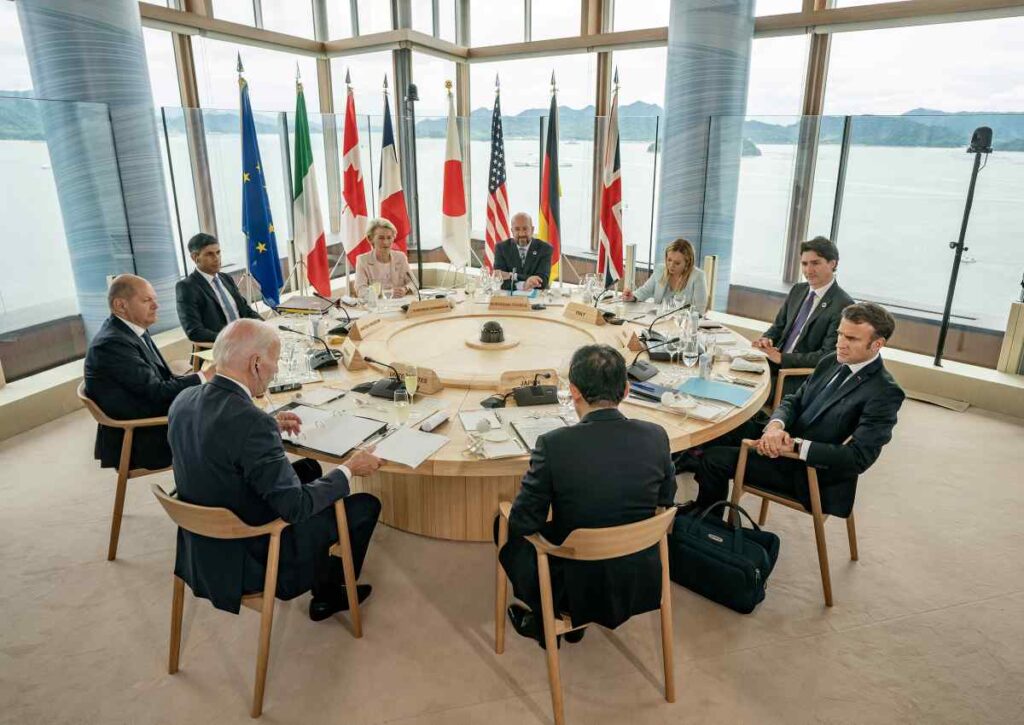 G7