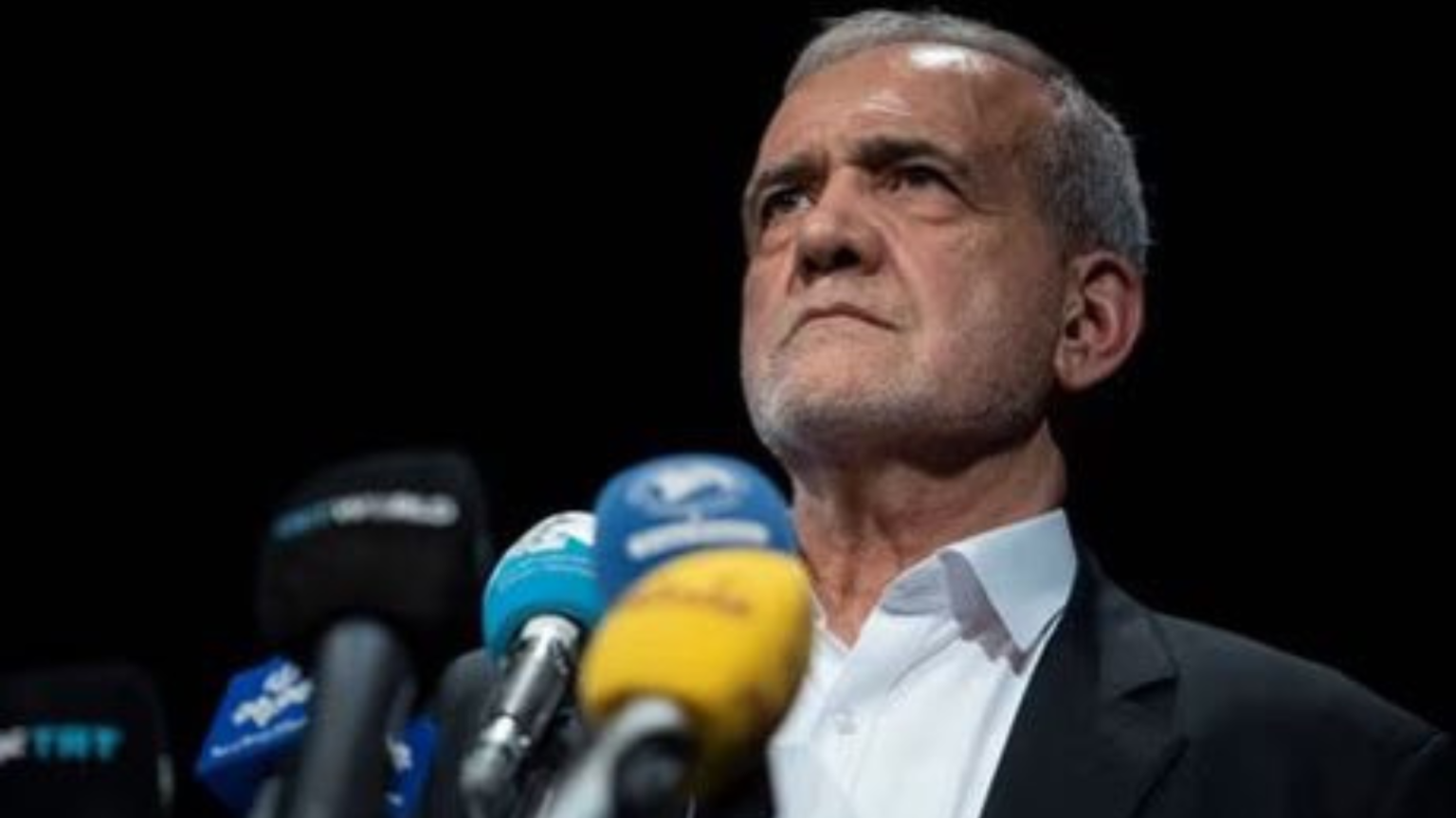 Iran, il presidente Masoud Pezeshkian