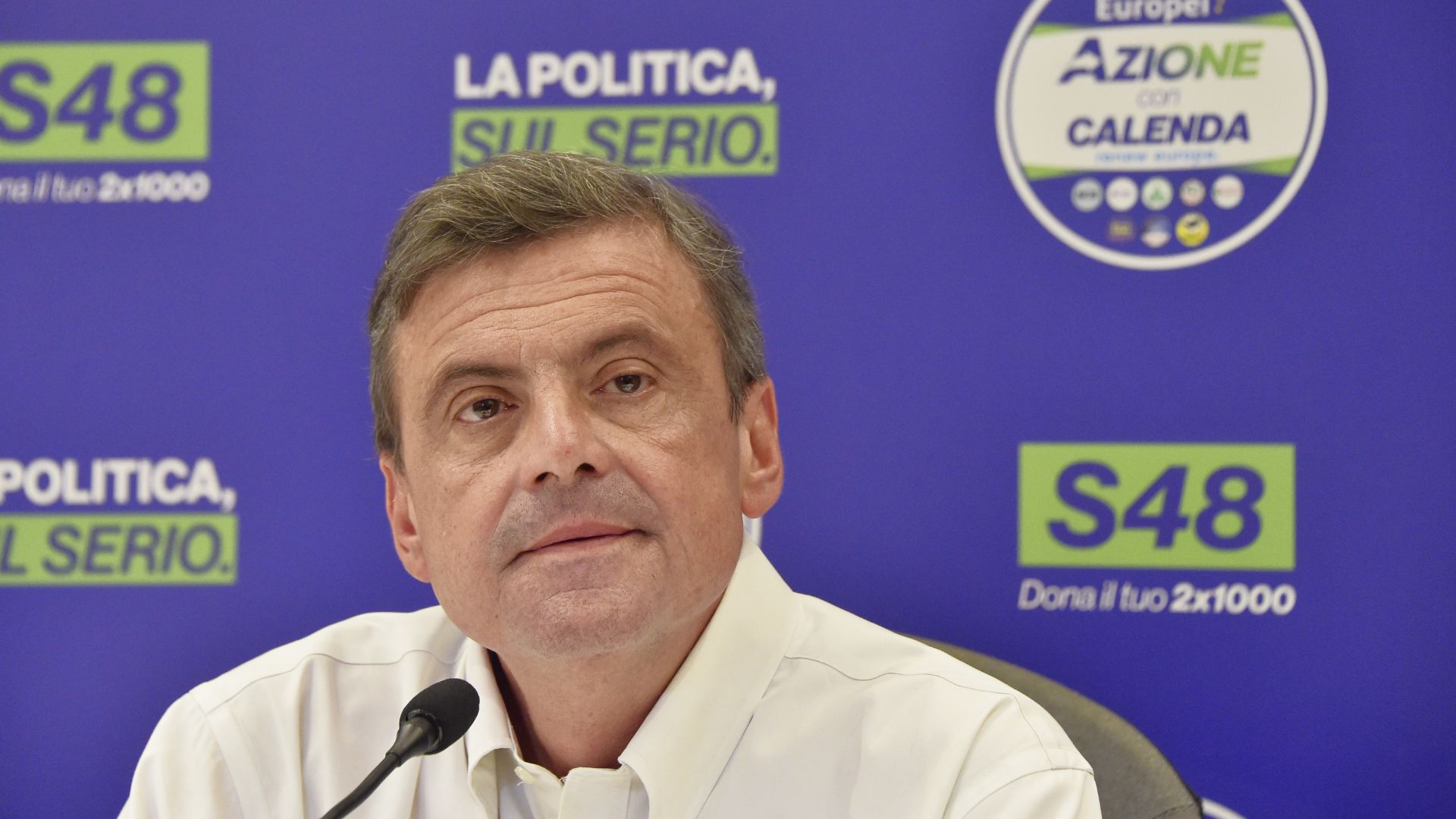 Calenda taglia netto sul campo largo: “Impossibile raggiungere un accordo”