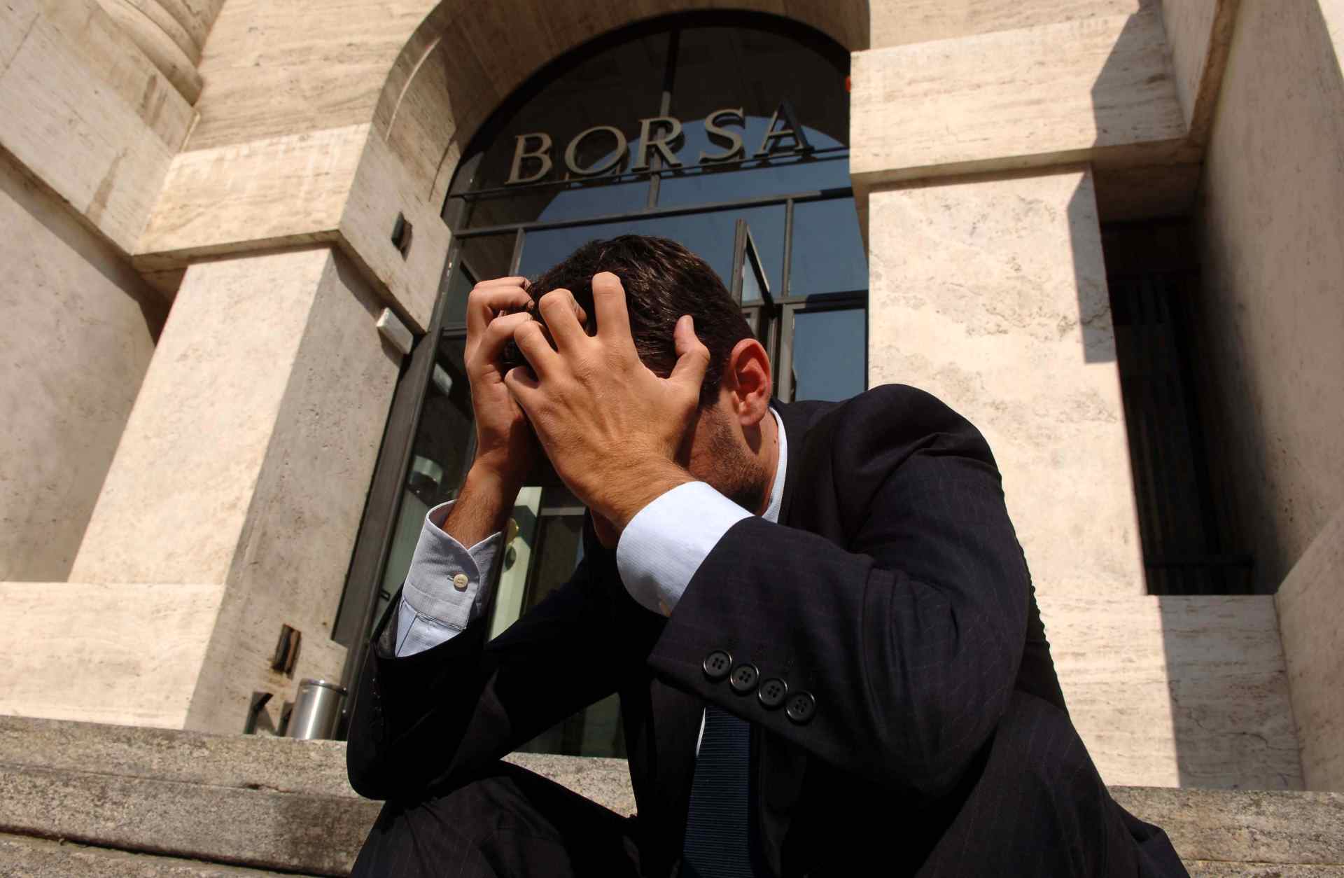 Borsa, dopo lunedì nero mercati globali ancora fragili: cosa aspettarsi ora?