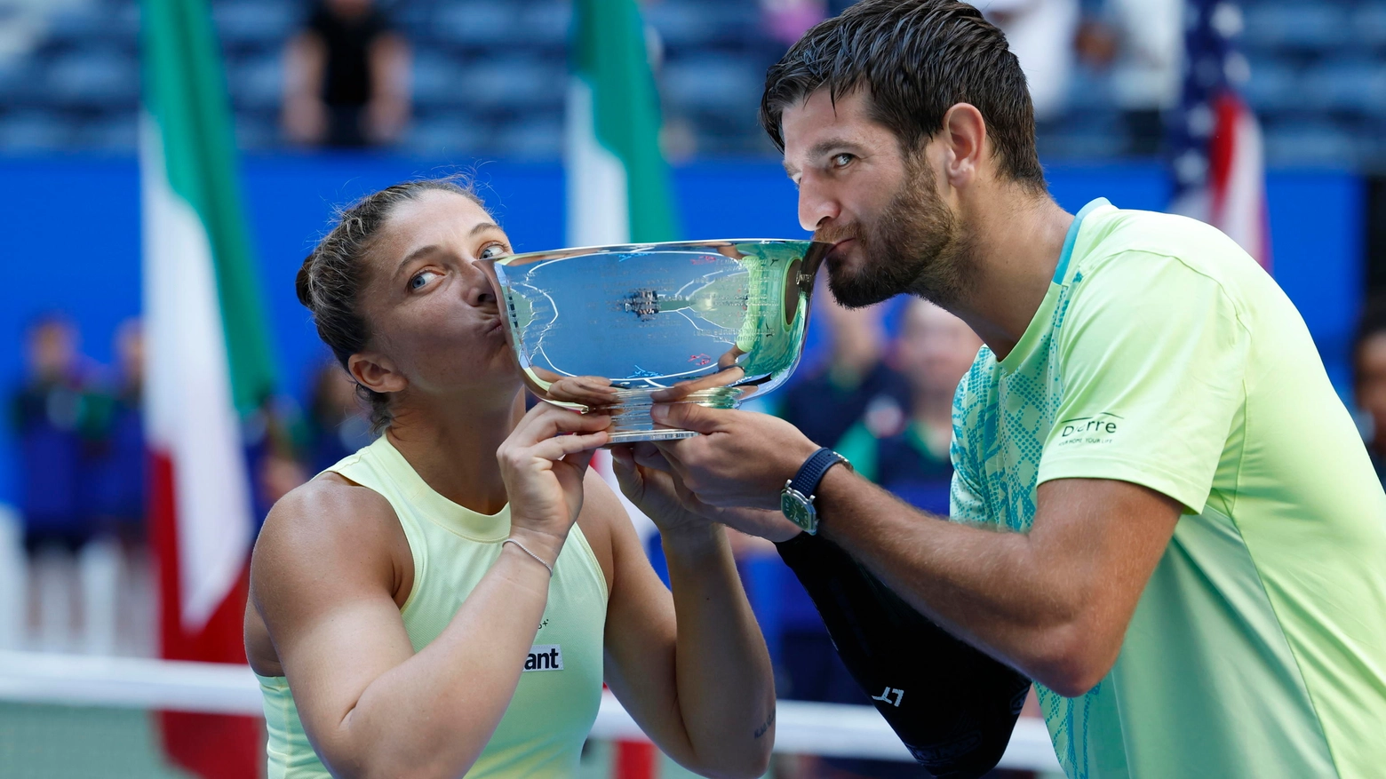 Errani e Vavassori con il trofeo degli US Open