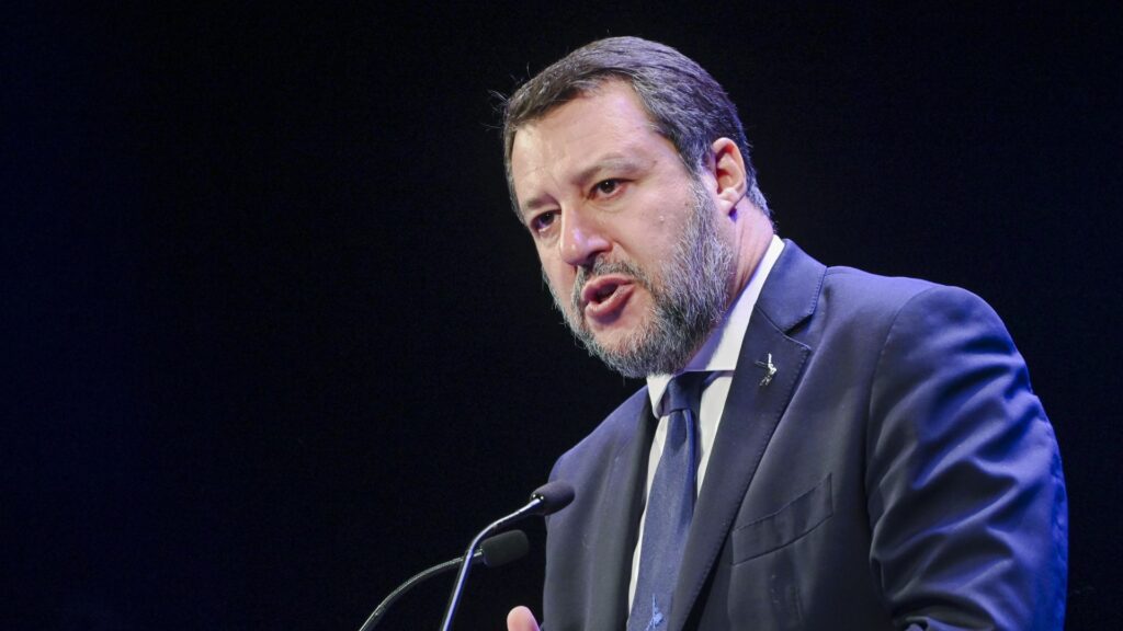 Matteo Salvini, ministro dei trasporti