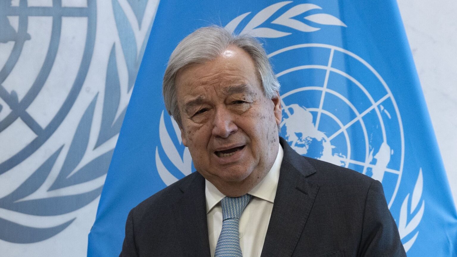 Il segretario dell'Onu Antonio Guterres interviene alla Cop29