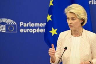 La presidente della Commissione Ue Ursula Von der Leyen