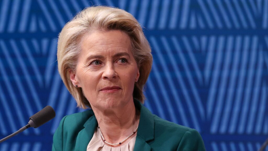 La presidente della Commissione Ue Ursula Von der Leyen