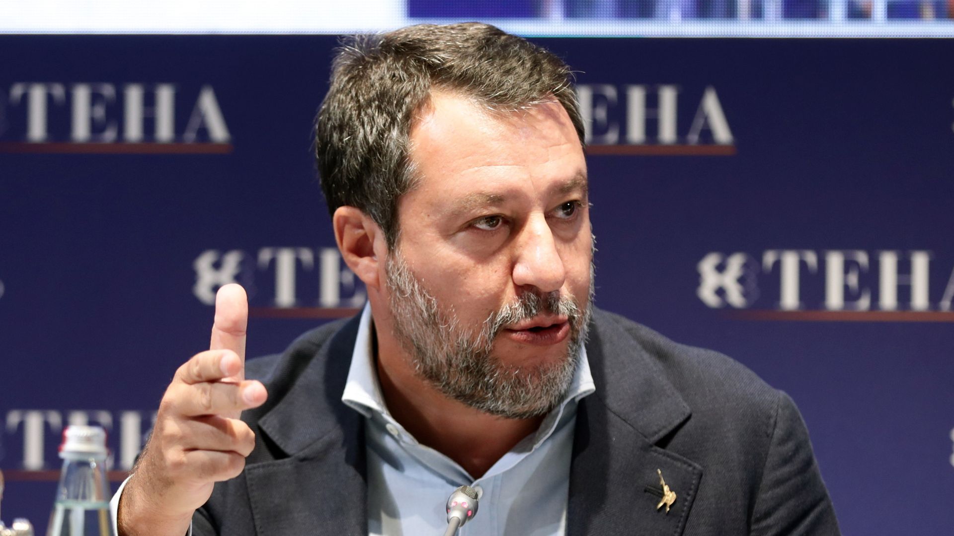 Salvini assente al processo Open Arms: “La difesa dei confini non è reato”