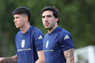 Sandro Tonali con la maglia dell'Italia