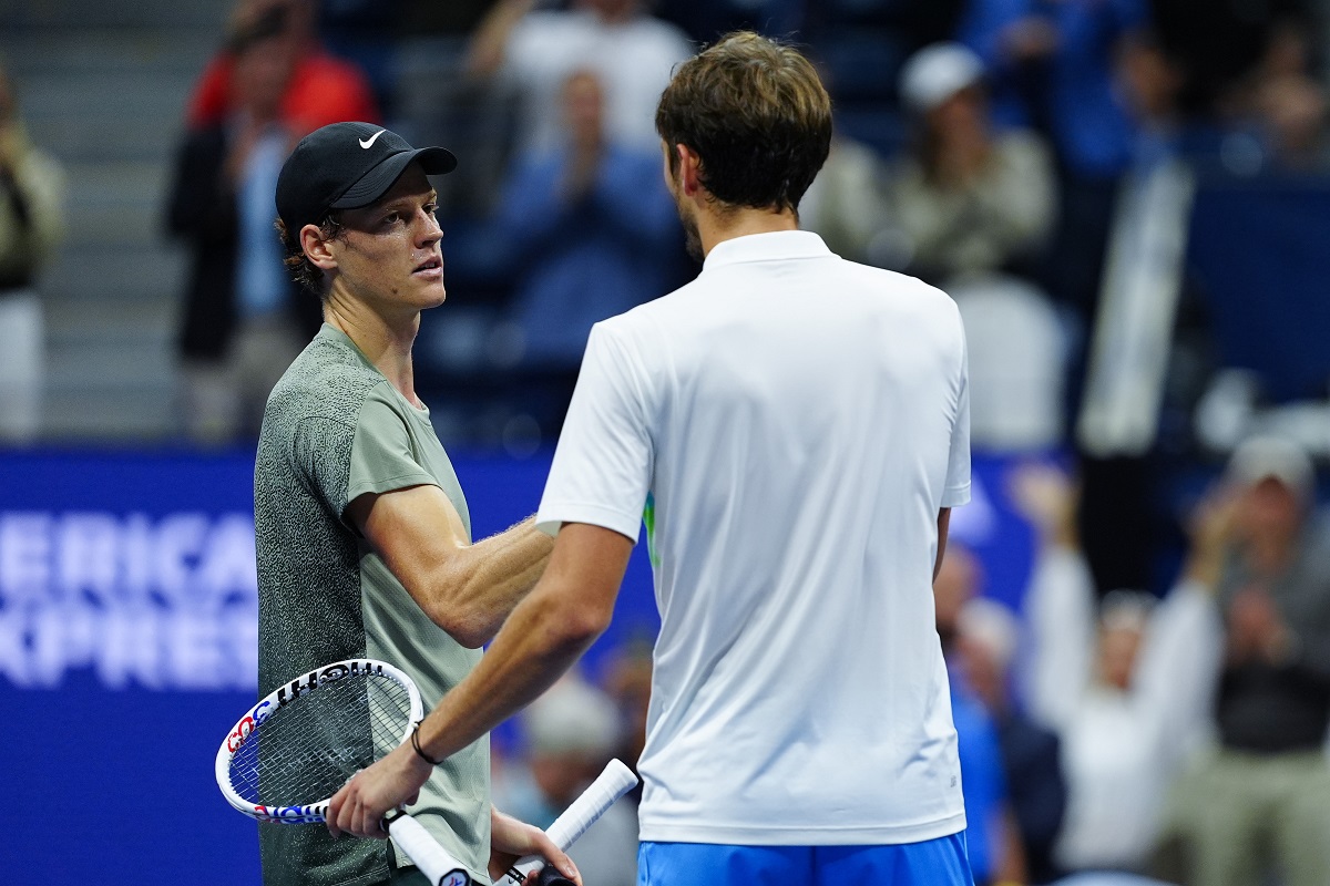 Sinner impeccabile, Medvedev va ko: finale US Open ad un passo