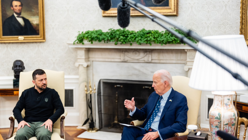 Ucraina, incontro Biden e Zelensky