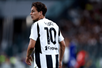 Yildiz con la maglia della Juventus