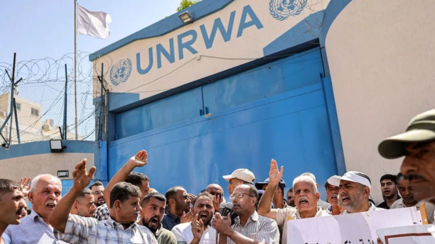 Israele mette al bando l'Unrwa