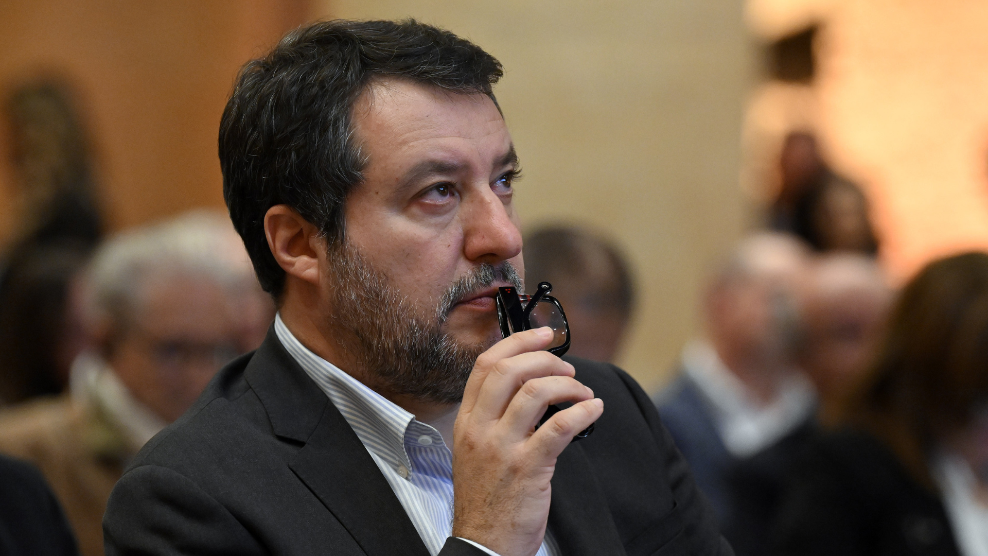 Salvini sfida la magistratura, “Difendere i confini non è un reato. Basta politica con la toga”