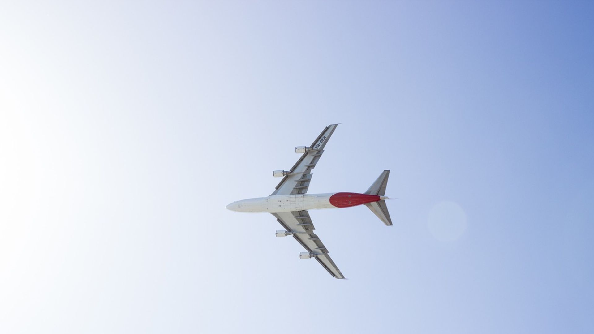 American Airlines, revocato lo stop voli della Vigilia: cosa sta succedendo