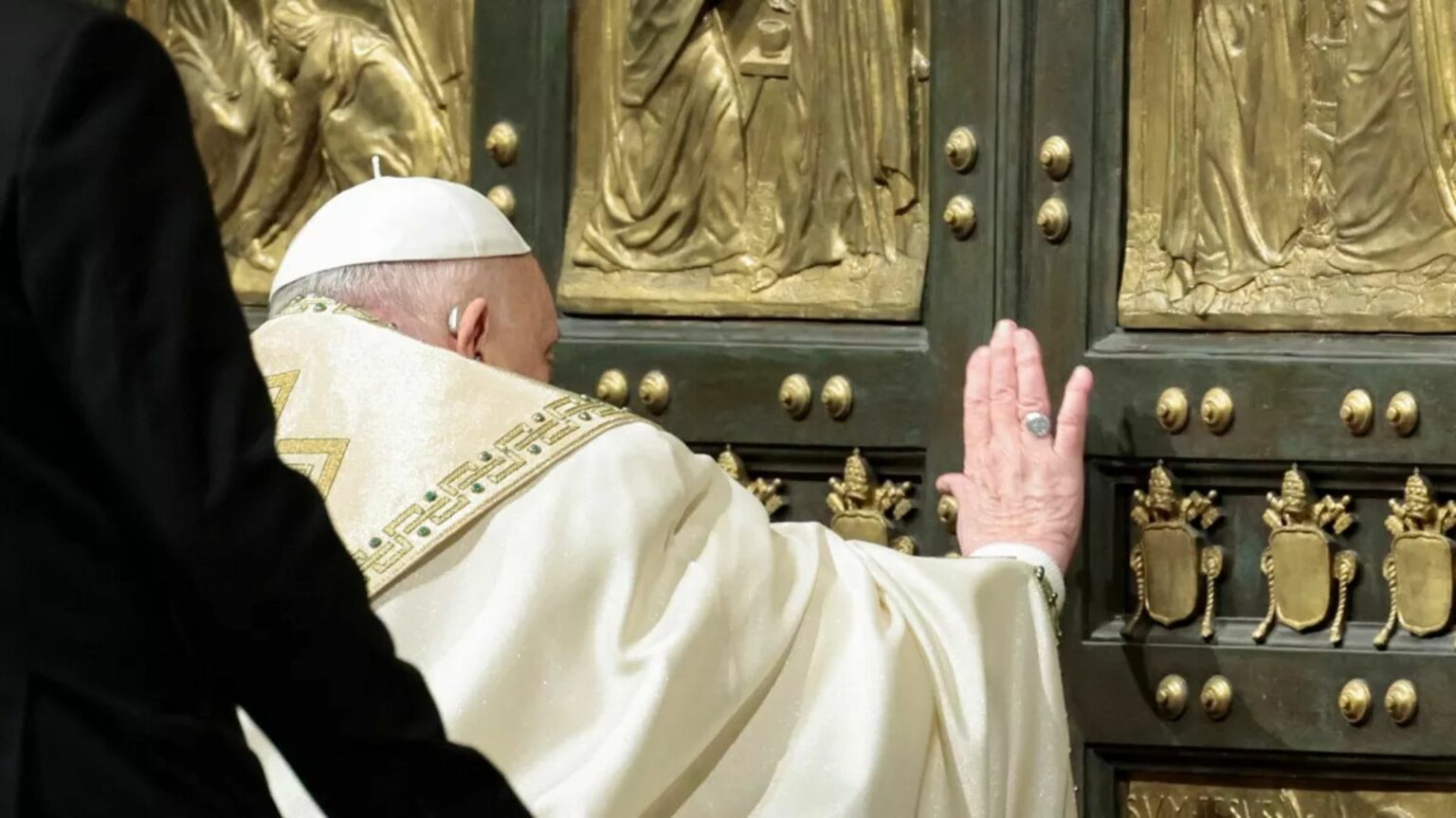 Giubileo 2025 Papa Francesco apre la Porta Santa