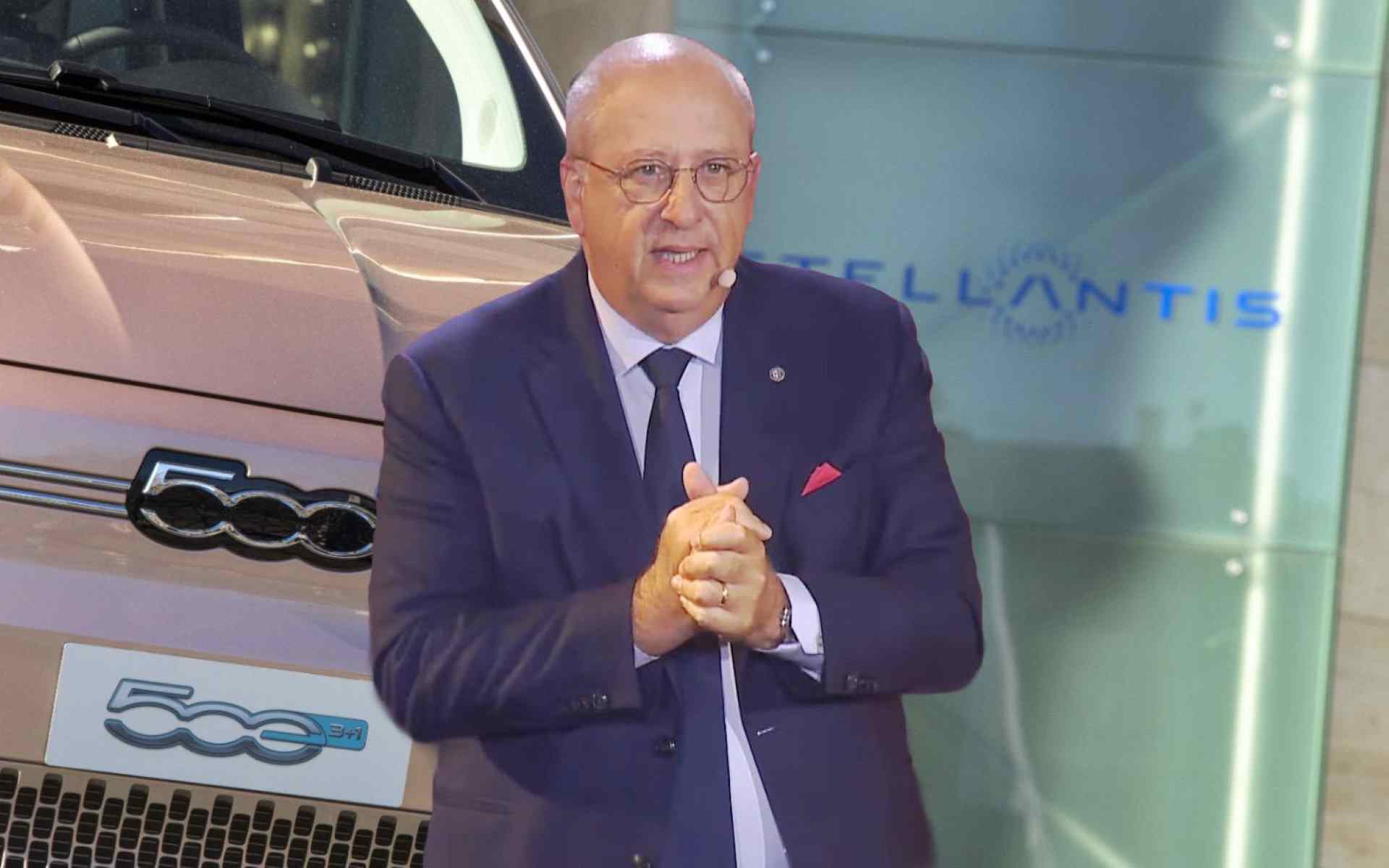 Stellantis, Imparato lancia il Piano Italia: 2 miliardi per il 2025 e un futuro ibrido per la Fiat 500