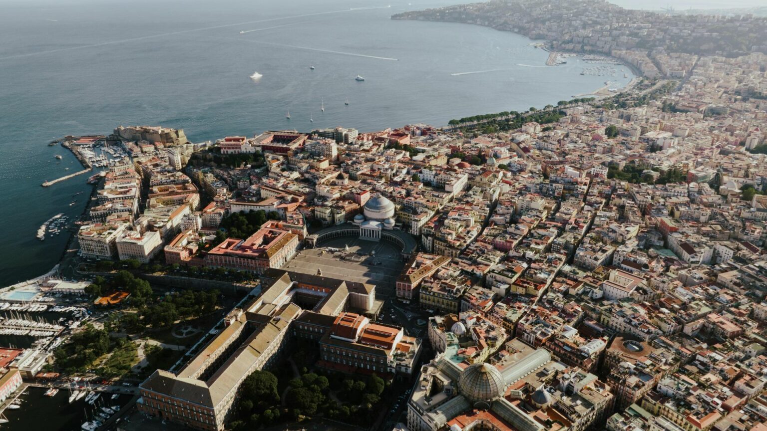 Napoli città