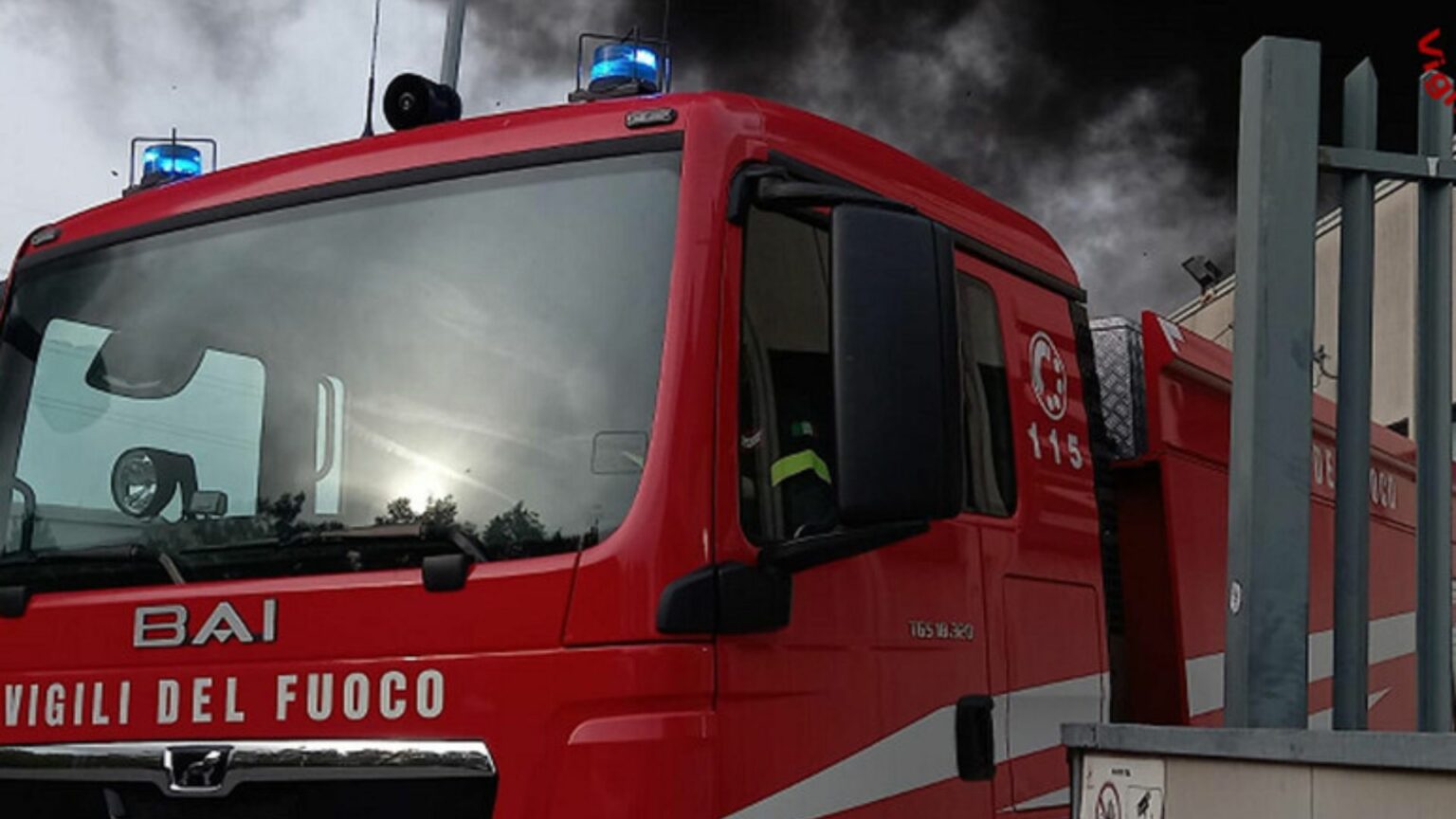 Torino, incendio divampa in appartamento: muore una 25enne per asfissia