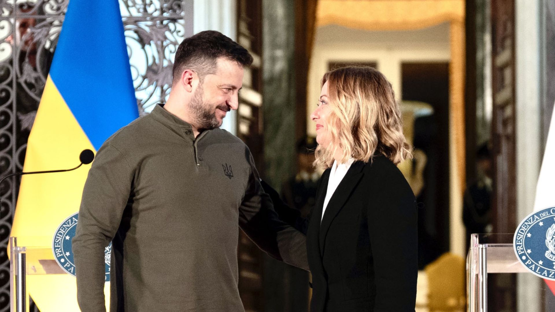 Giorgia Meloni e Volodymyr Zelensky