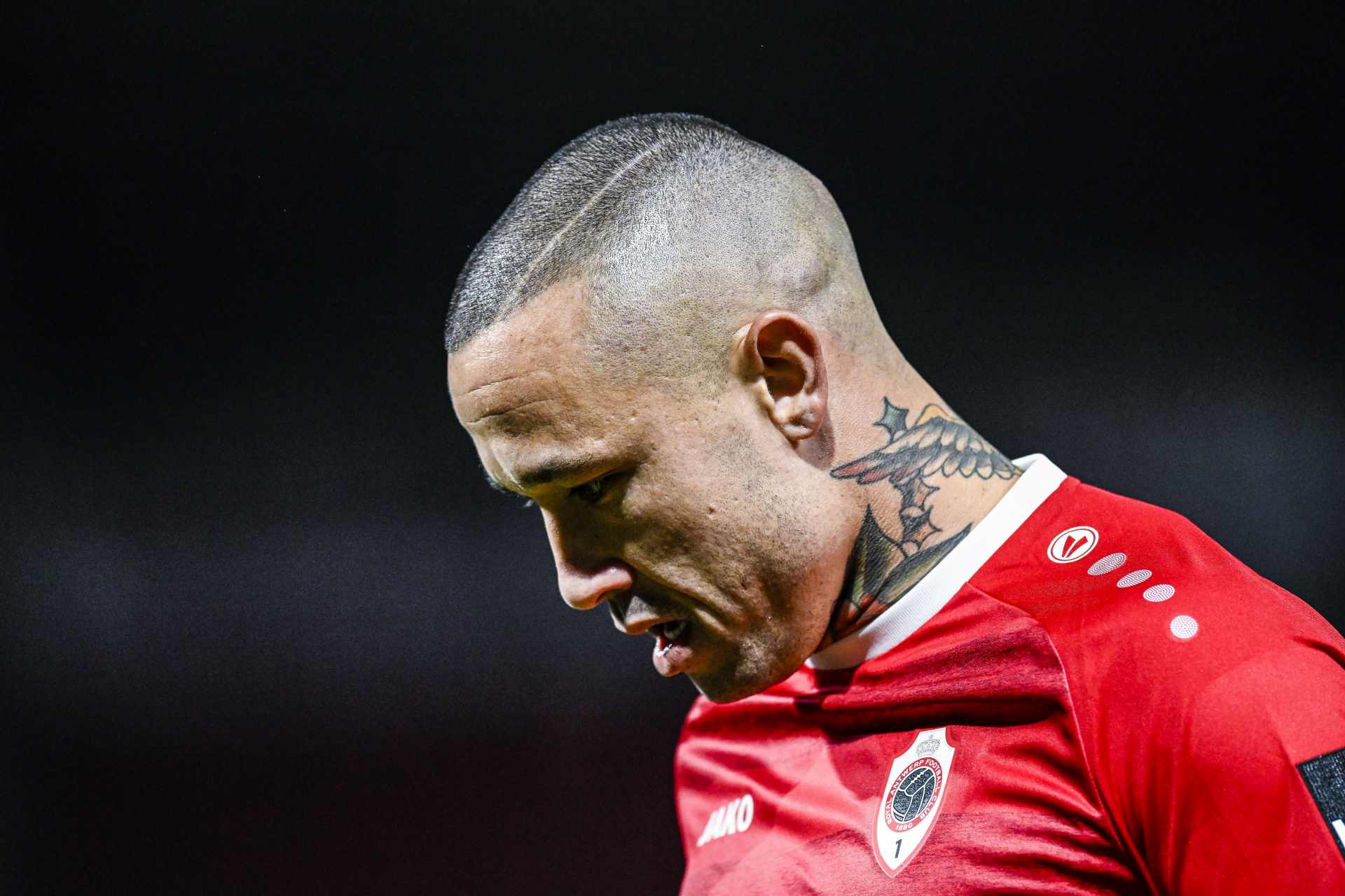 Nainggolan, arrestato in Belgio per traffico di cocaina: la vita ribelle del “bad boy” del calcio