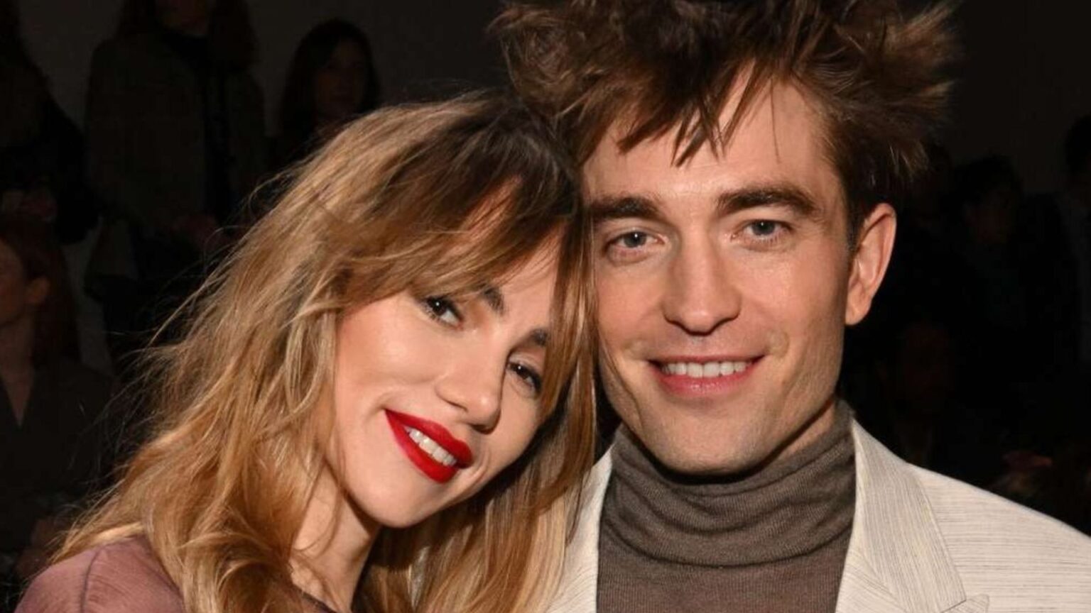 Robert Pattinson e Suki Waterhouse