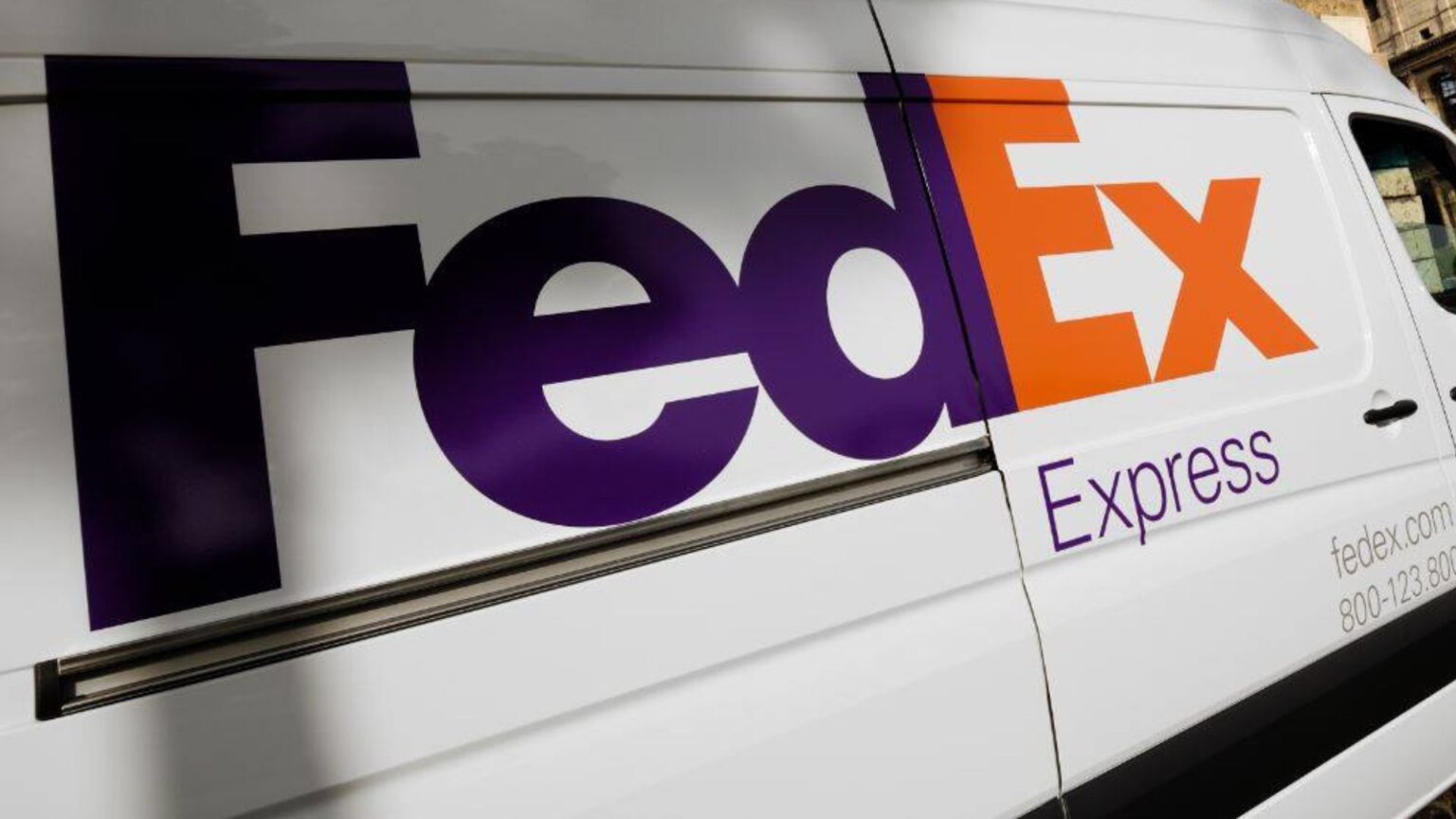 FedEx Italia sotto accusa: maxi sequestro da 46,6 milioni per evasione fiscale