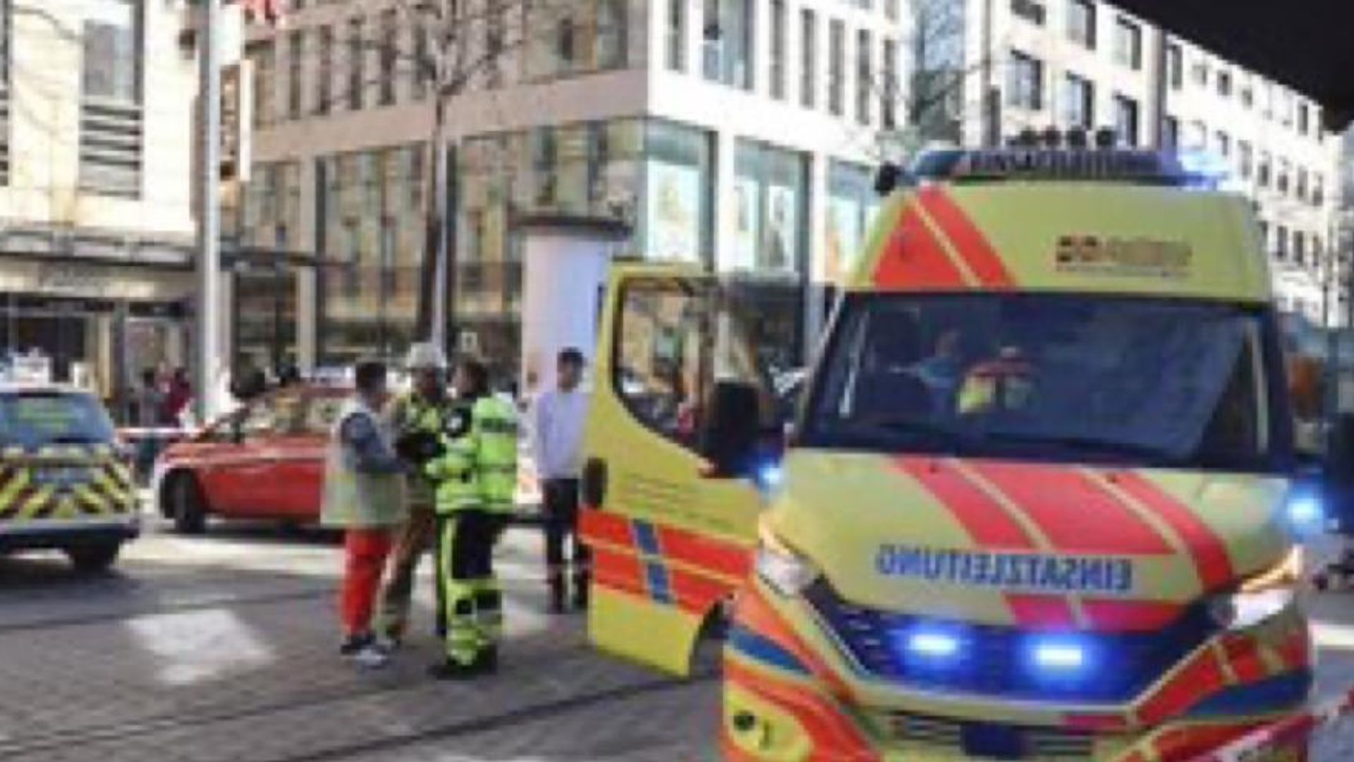 Germania, auto colpisce folla a Mannheim: per i media 2 morti e 25 feriti