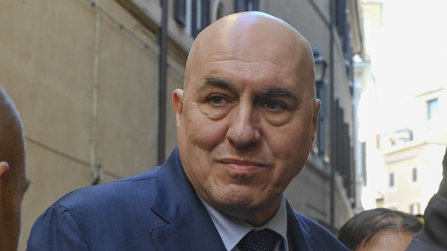 Guido Crosetto, Ministro della Difesa