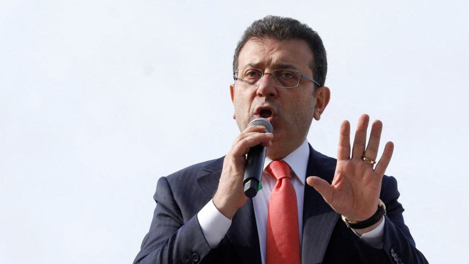 Istanbul, proteste per l'arresto del sindaco Imamoglu