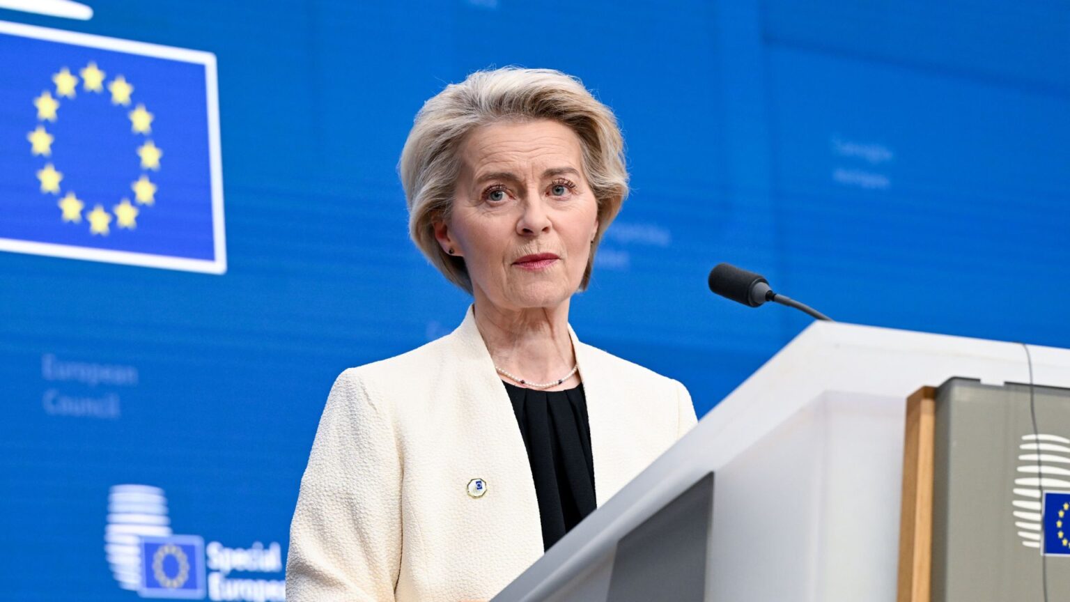 Approvato il piano per riarmo Ue di Von der Leyen