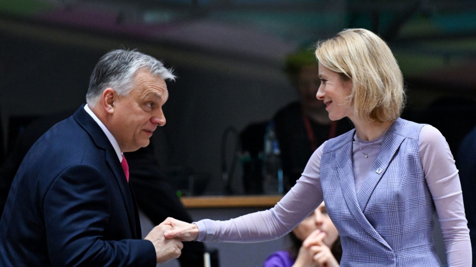 Viktor Orban e Kaja Kallas al Consiglio Ue